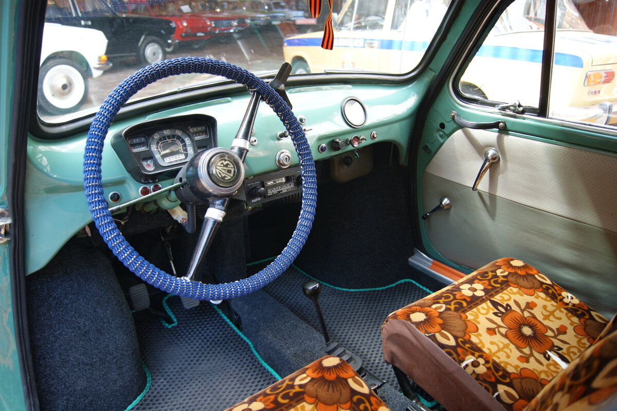 салон заз 965