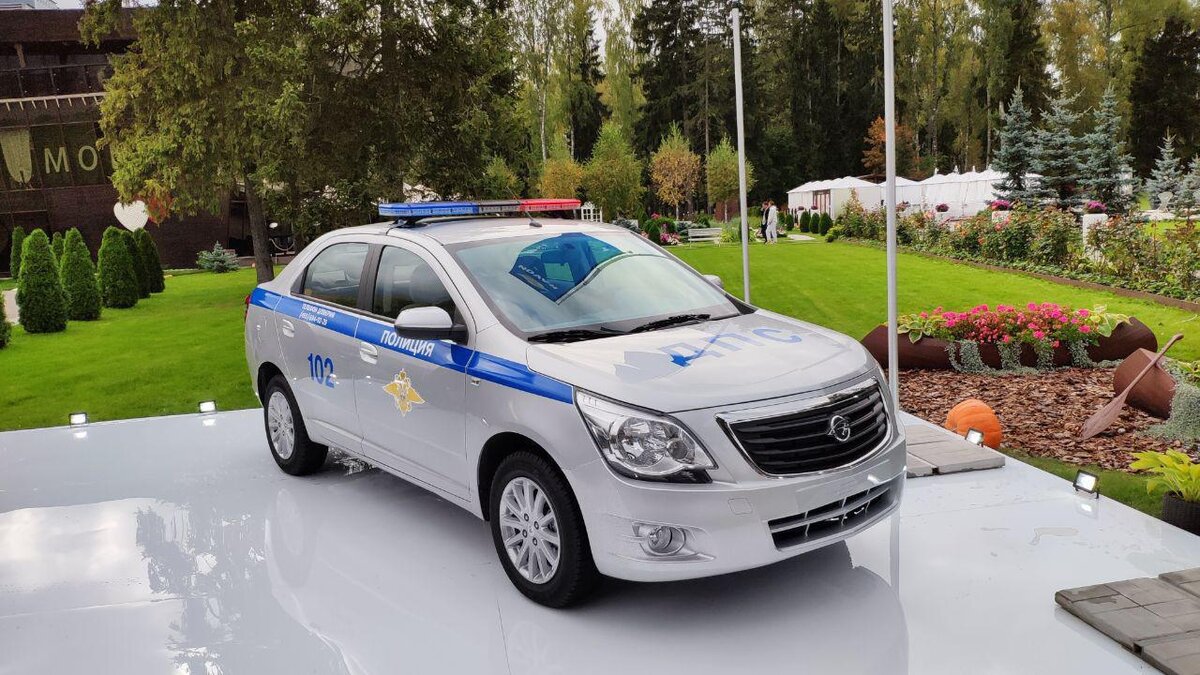 chevrolet cobalt полиция