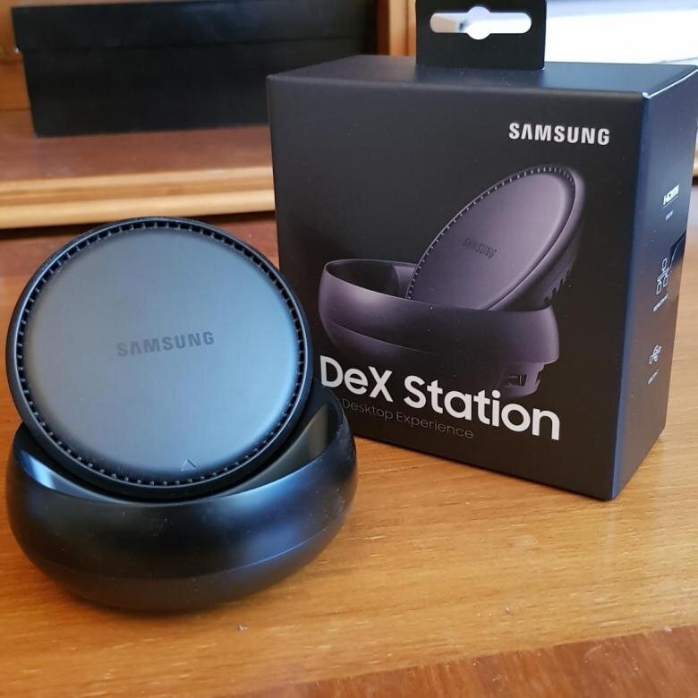 Док-станция Samsung DeX, первый вариант
