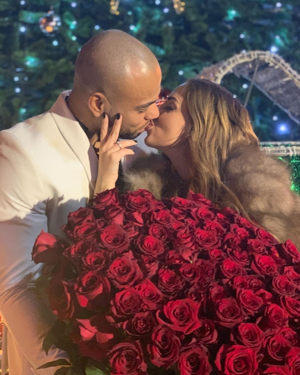 Мондезир сделал Юле предложение на концерте Бузовой
​Фото: «Инстаграм»