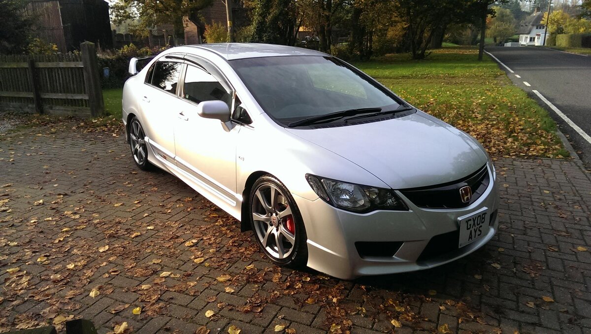 Honda Civic 8 4d Type r