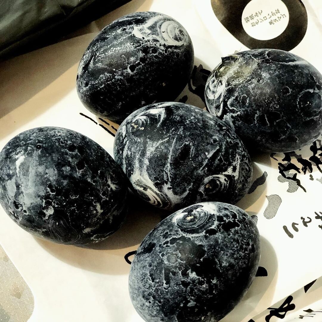 Черные яйца Овакудани-Хаконэ.
