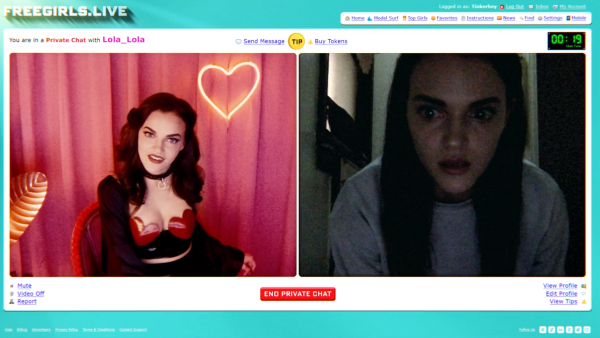 Кадр из фильма веб-камера анг. название "CAM"