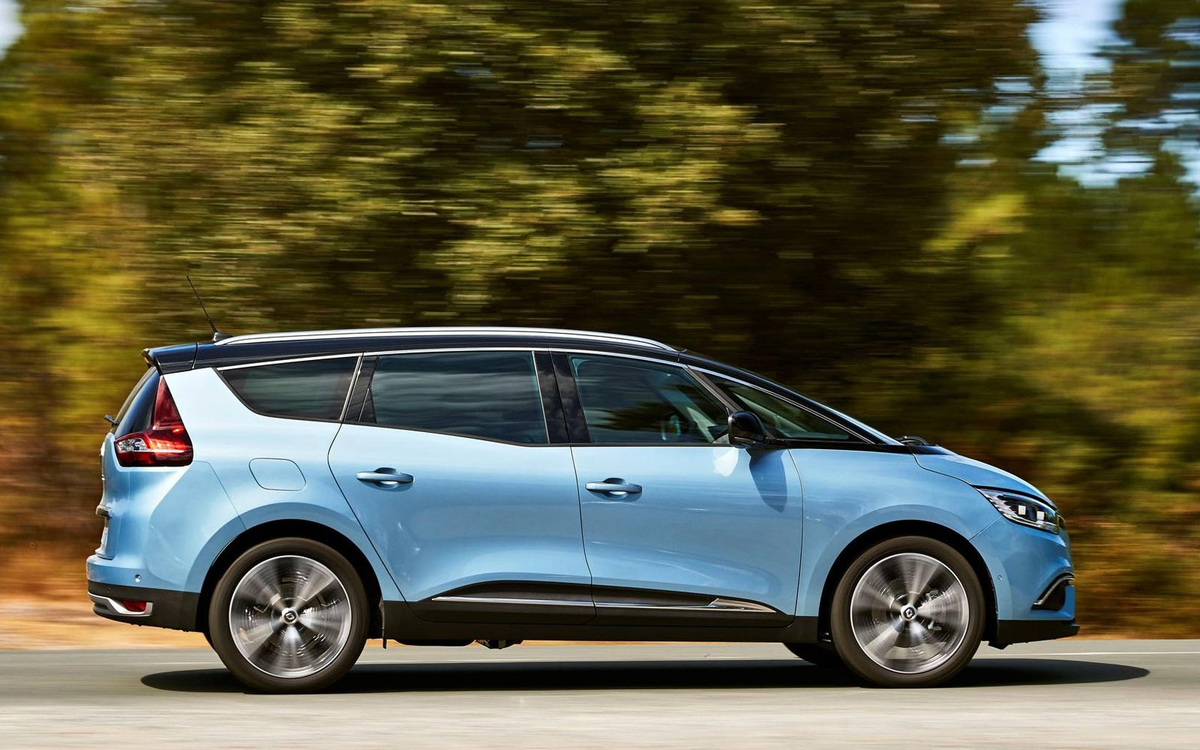 Renault Scenic IV. Фотография взята на сервисе Яндекс Картинки 