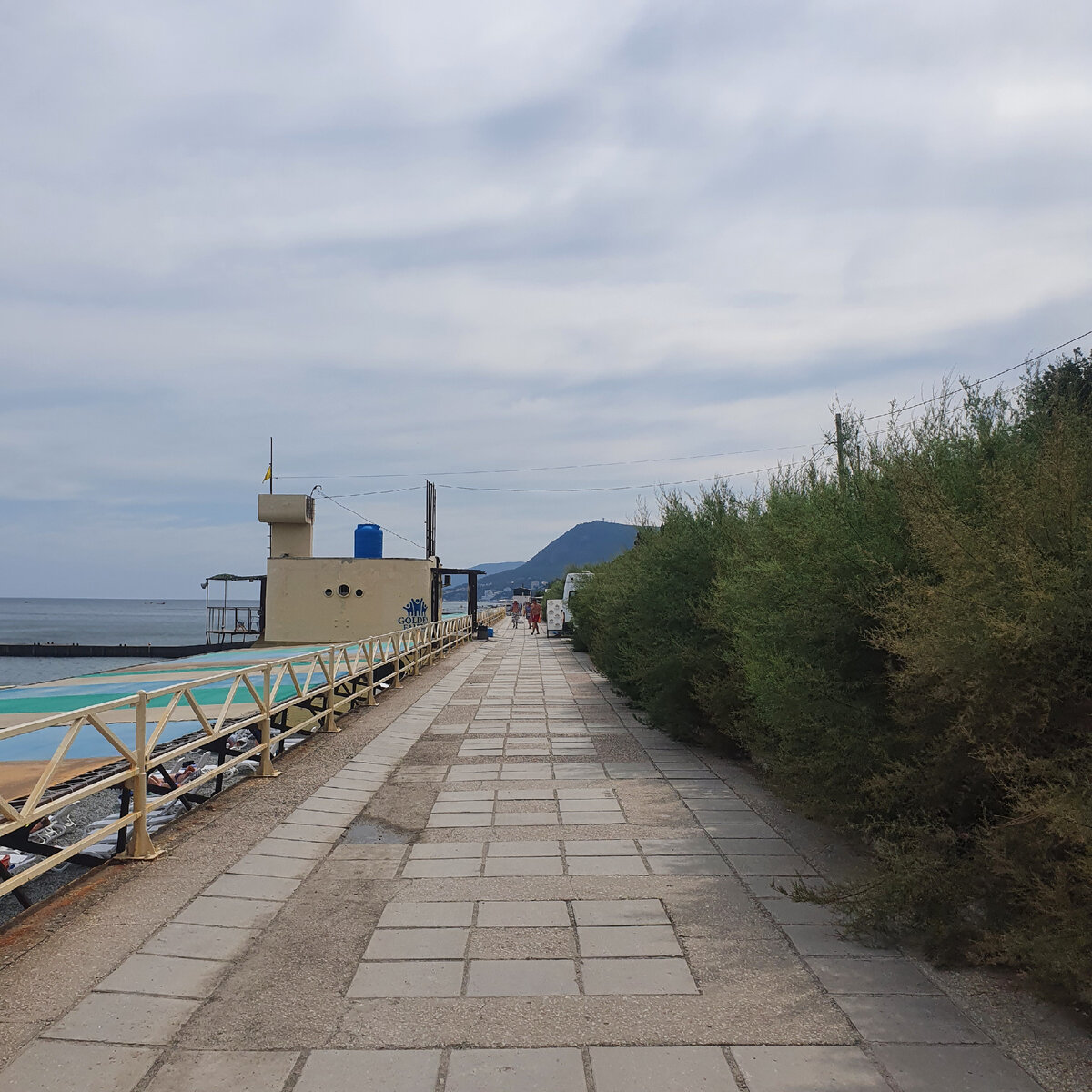 Восточная набережная Алушта 