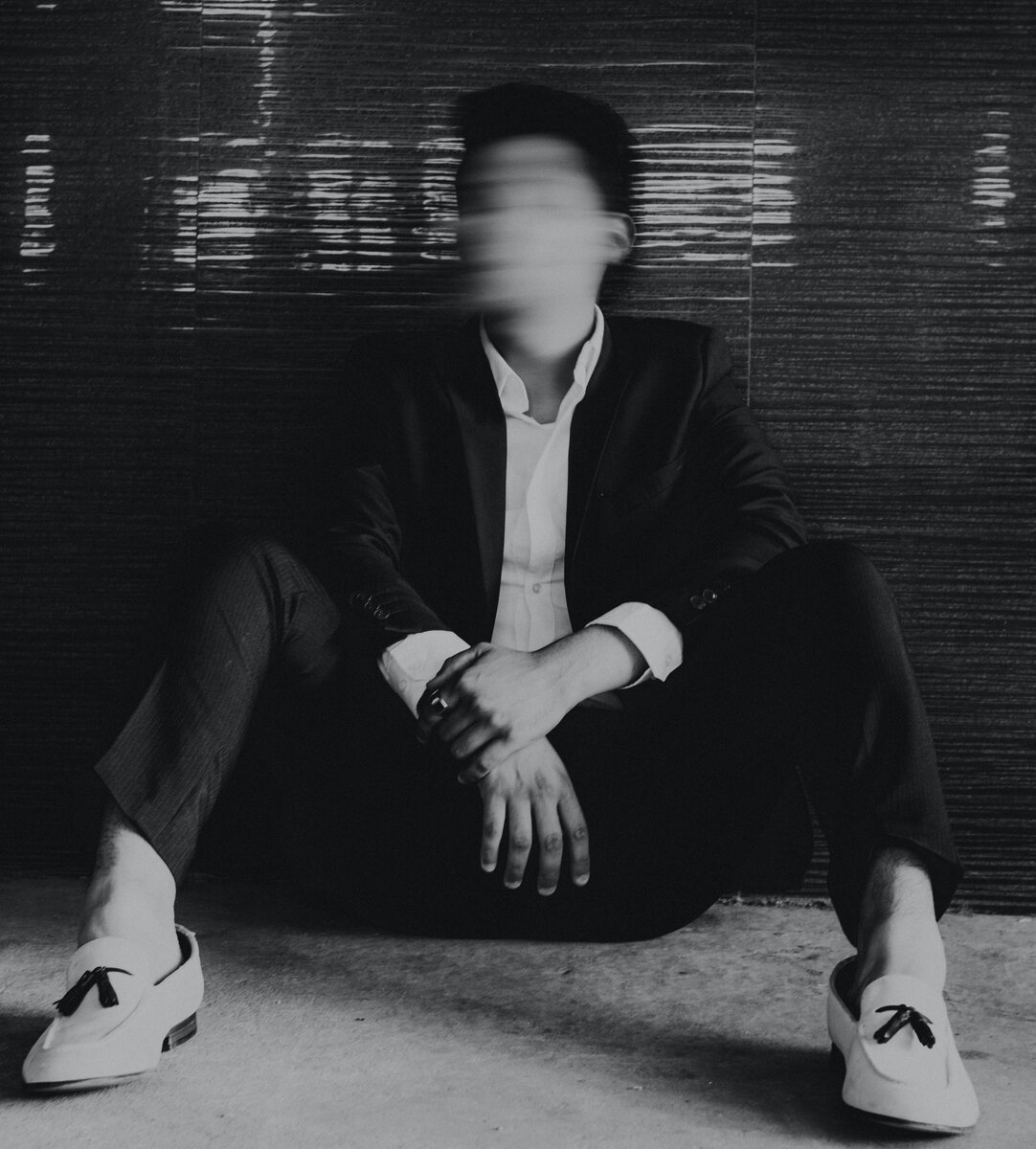 "Кто играет в человечков?", Екатерина Широкова. Фото Jesús Rocha Unsplash