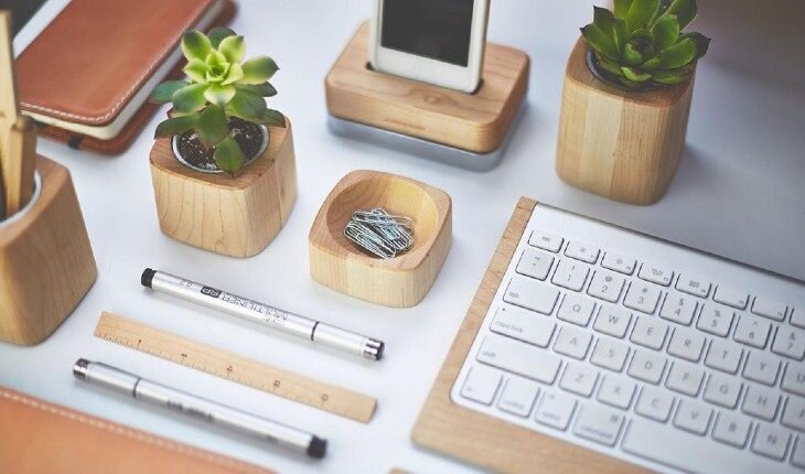    Обновите рабочее место приятными безделушками