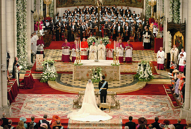 Свадьба Летиции Ортис с принцем Фелипе в Мадриде в 2004 году
Фото: Angel Diaz / POOL / Getty Images