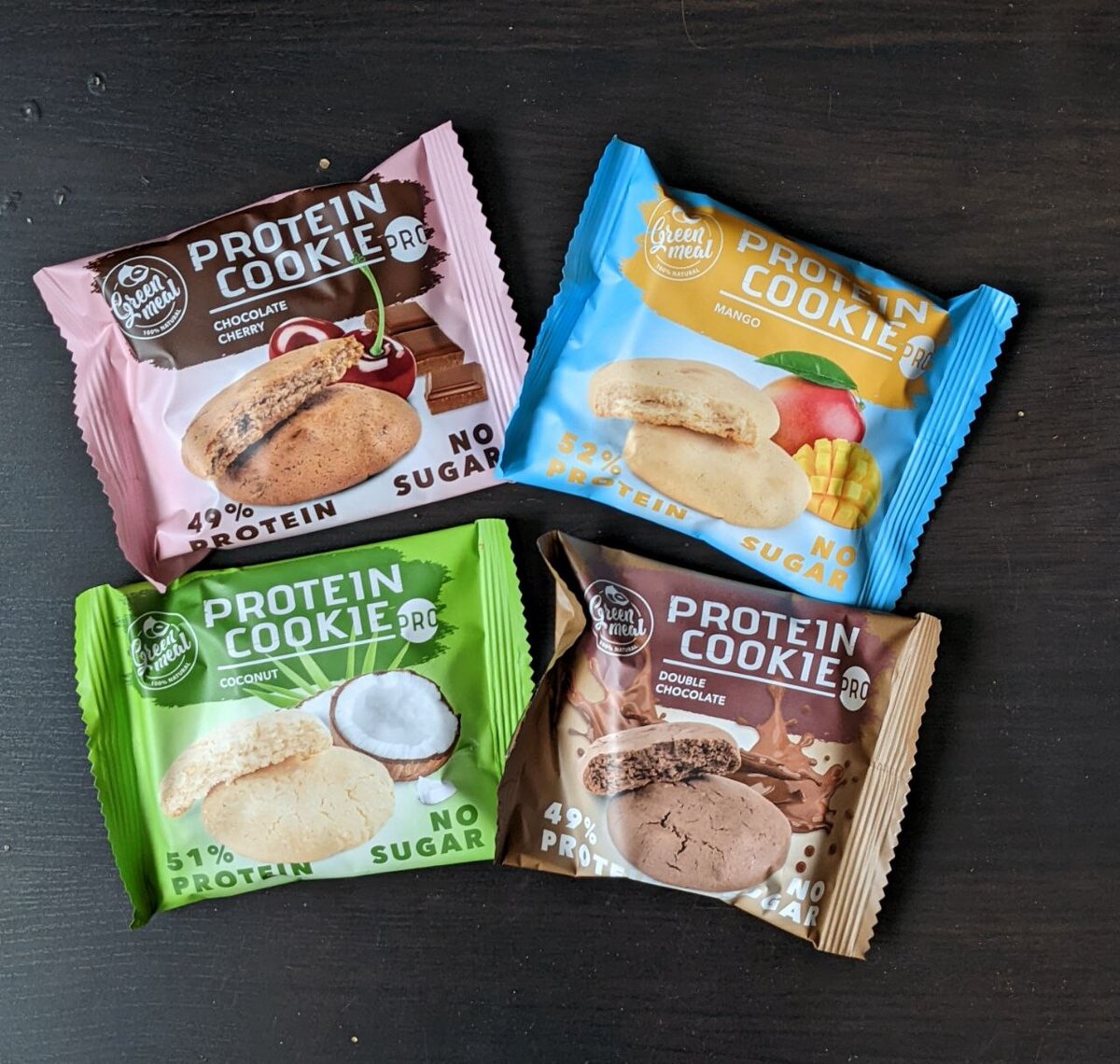 Ассорти 4-х вкусов в одной коробке, по цене 800 рублей за 12 шт