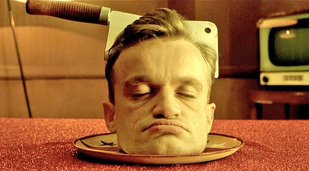Кадр из фильма «Деликатесы» (1991 г.), режиссер Жан-Пьер Жёне 