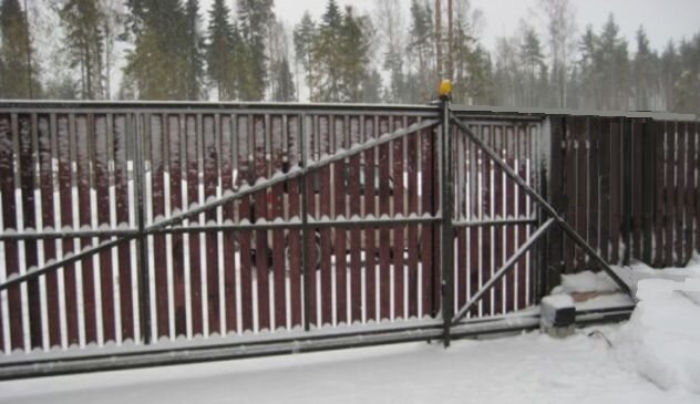 Ворота для дачи со штакетником