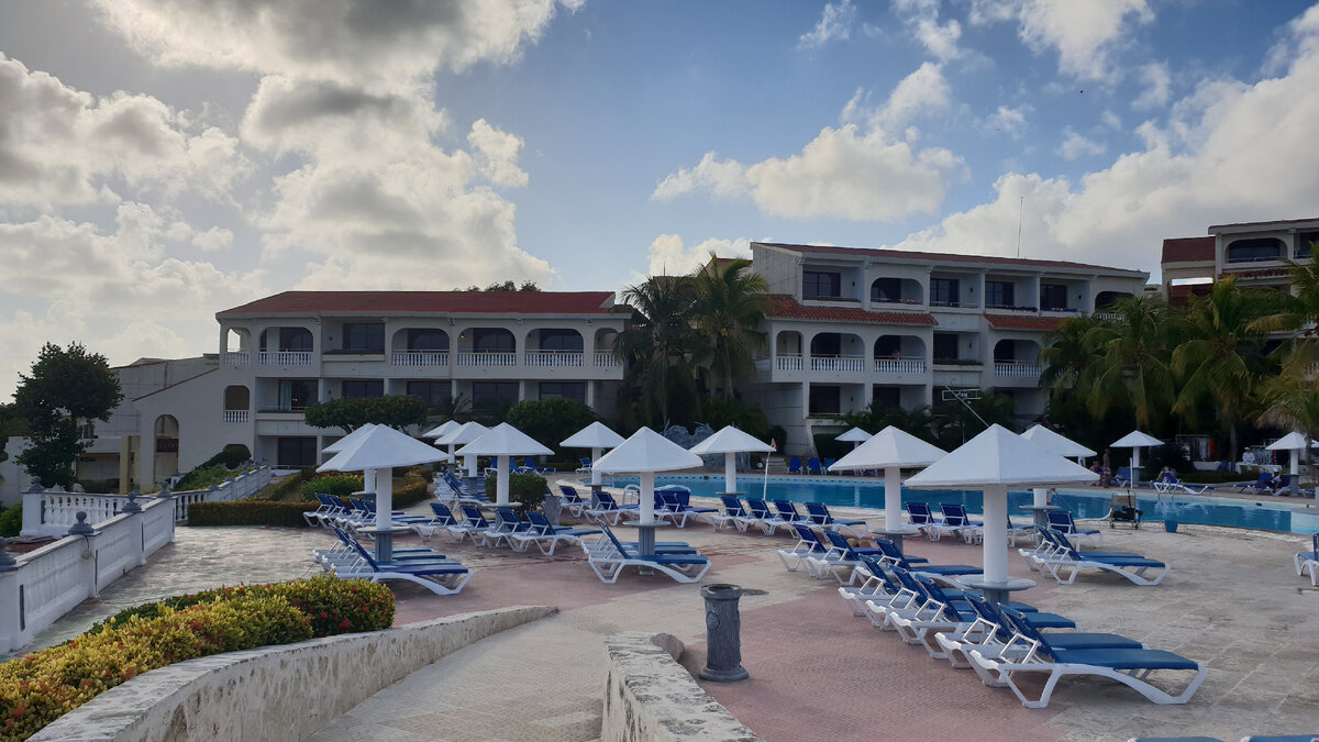 Sol Rio de Luna y Mares Resort 4*  (скоро сделаю на него обзор)