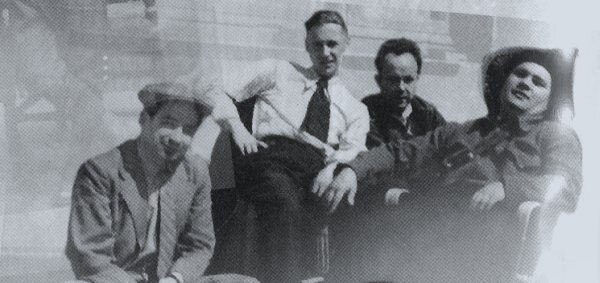 Мадрид. Григулевич крайний слева.