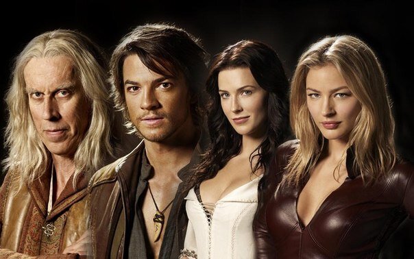 Все ключевые герои сериала. Фото взято из источника: https://clck.ru/Lp3Cz