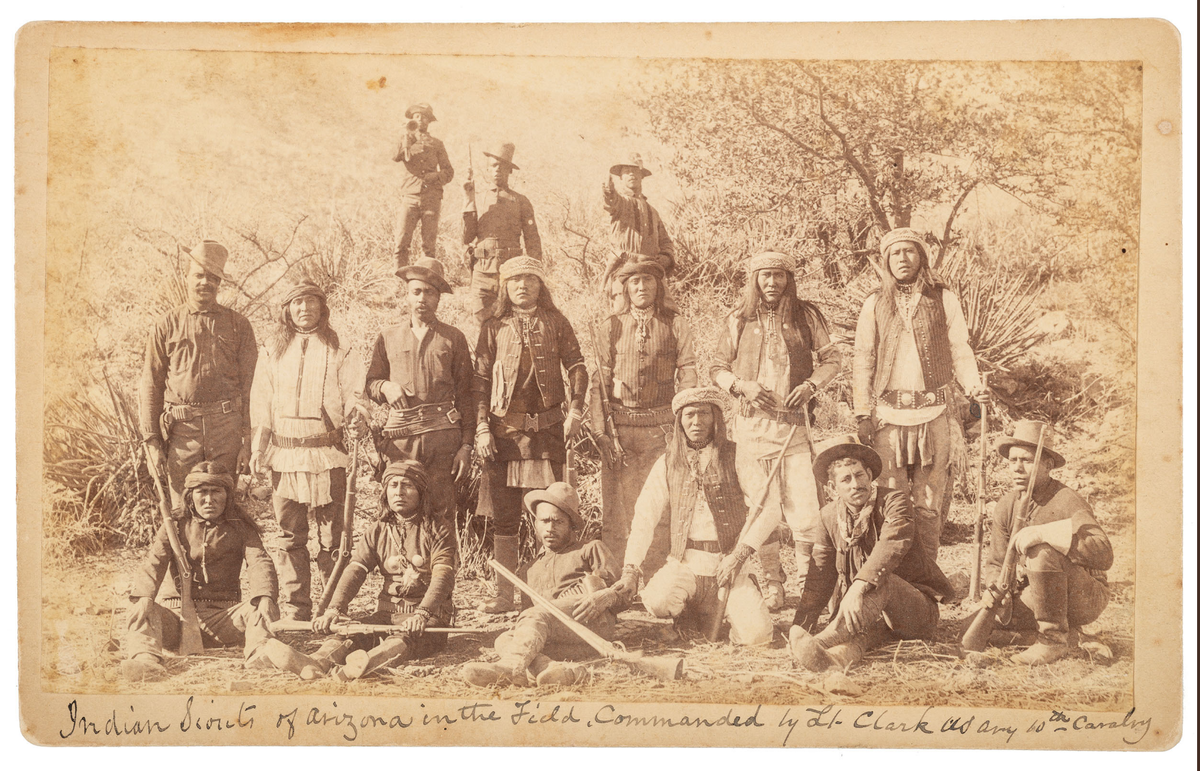 Апачи индейцы Аризона. Апачи-Семинолы. Пауни индейцы дикого Запада. Индейская резервация Апачи. Индейцы на западе канады 5 букв