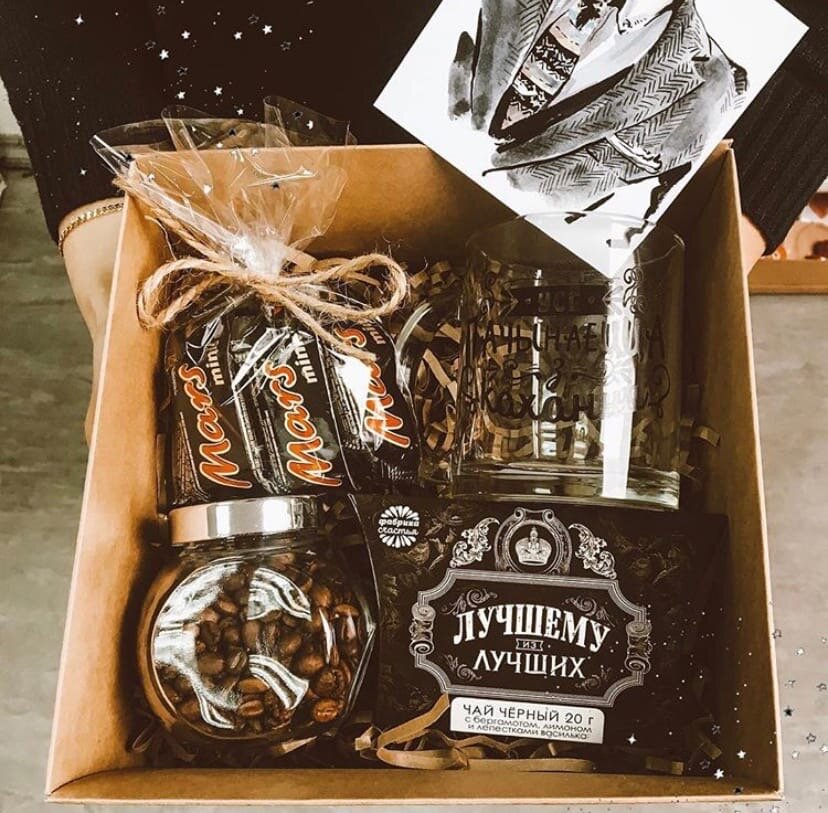 Состав данного набора может быть разным, всё будет зависит от ваших фантазий) если не хотите думать отзавитесь в комментариях, сможем придумать что-то эксклюзивное)