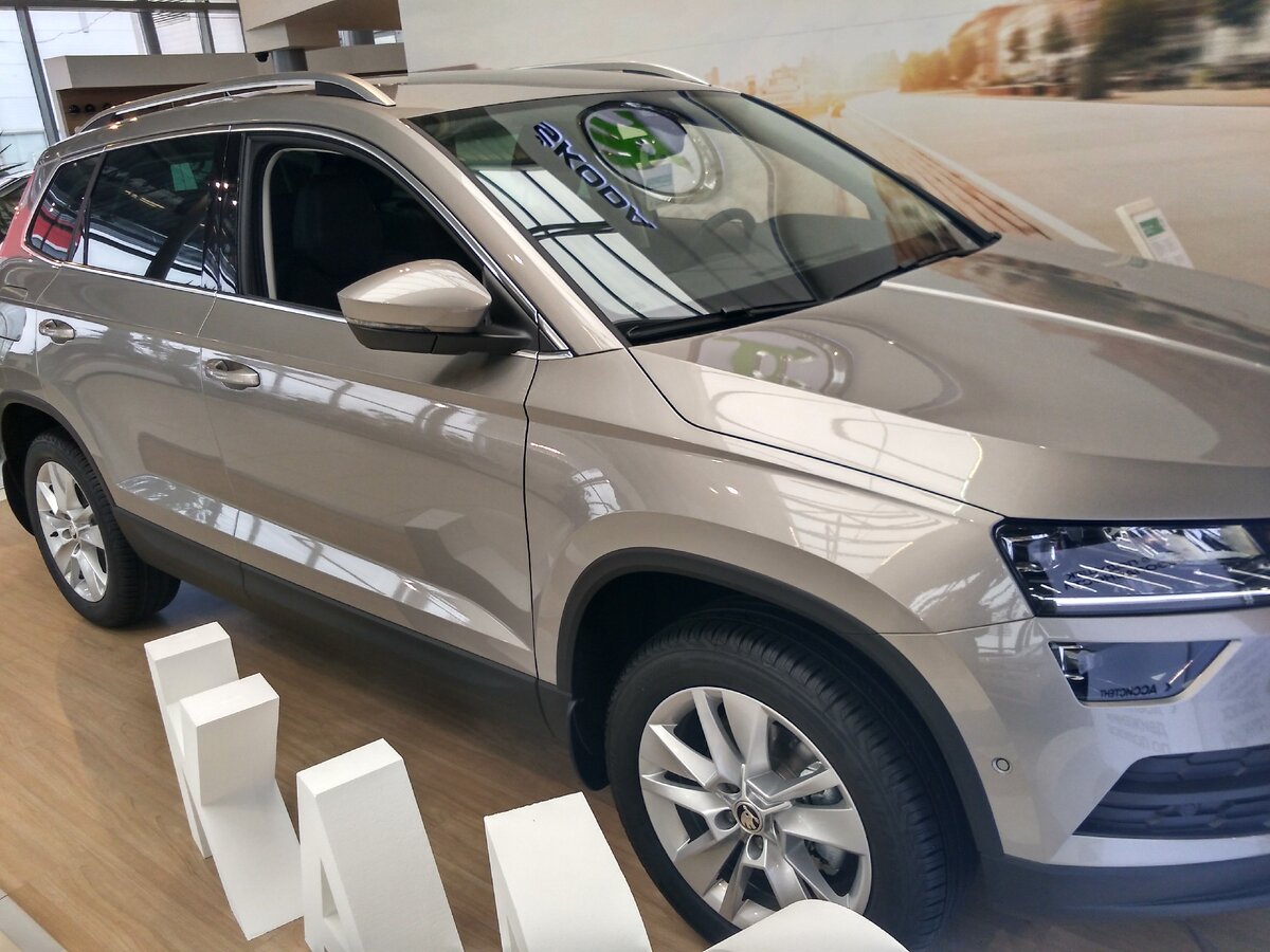 Кроссовер Skoda Karoq