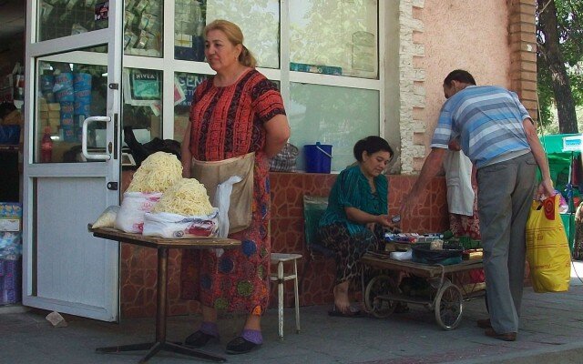 Фархадский базар Ташкент