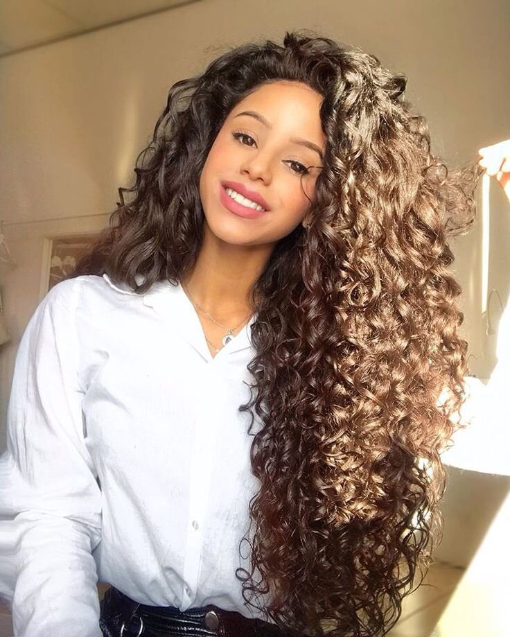 Быстрее всего волосы растут весной. В течении дня активный рост наблюдается утром и вечером.