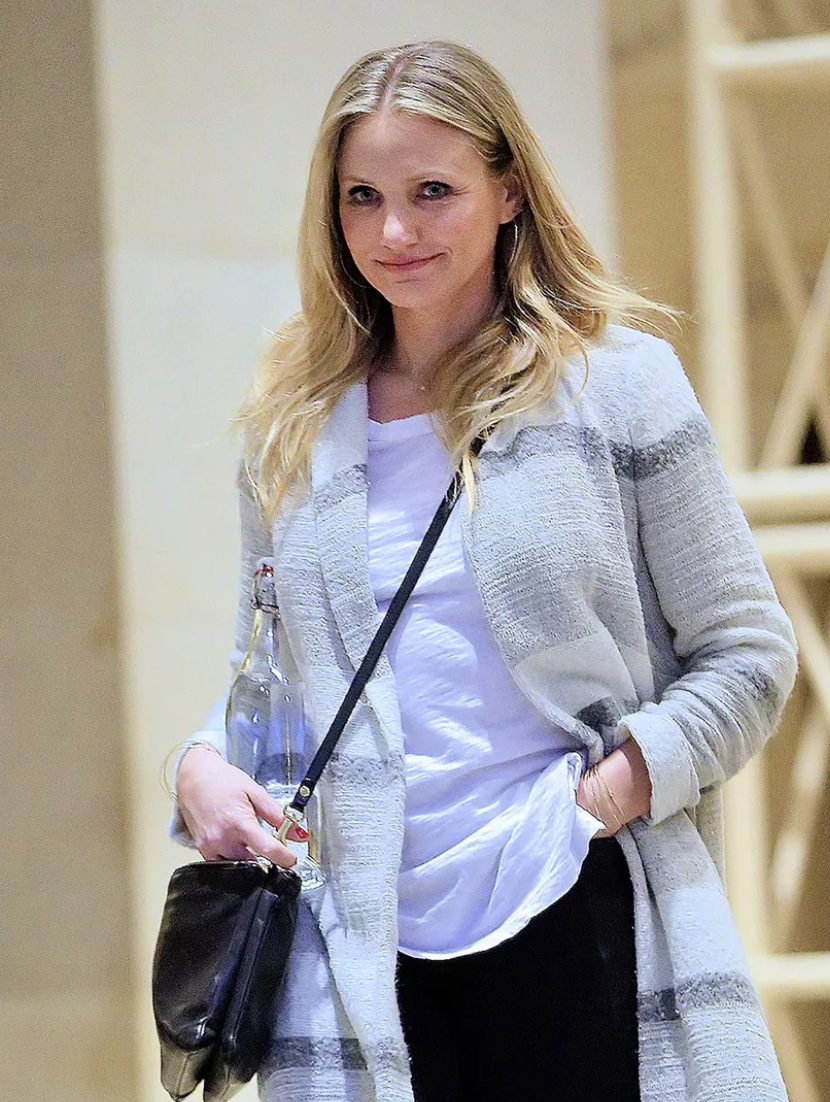 кэмерон кэмерон диаз с доской. кэмерон диаз дети. кэмерон диаз сейчас дети. кэмерон диаз сейчас 2022 личная жизнь. кэмерон диаз сейчас дети.