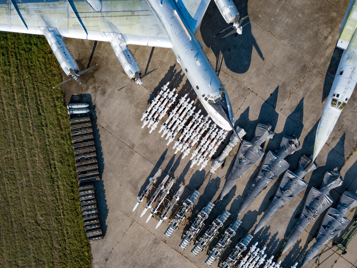 5 достоверно неизвестных фактов о стратегическом бомбардировщике-ракетоносце ТУ-95 ??✈️