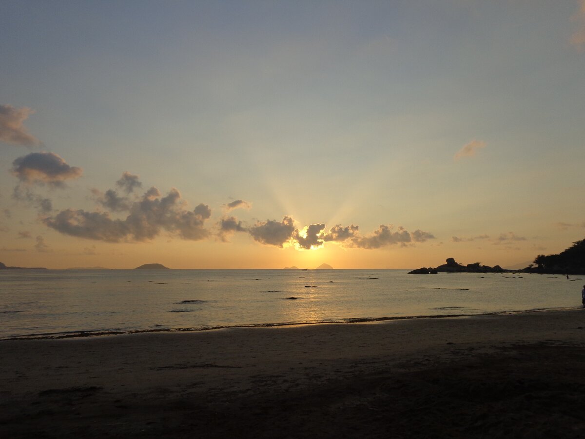 Рассвет над Южно-Китайским морем