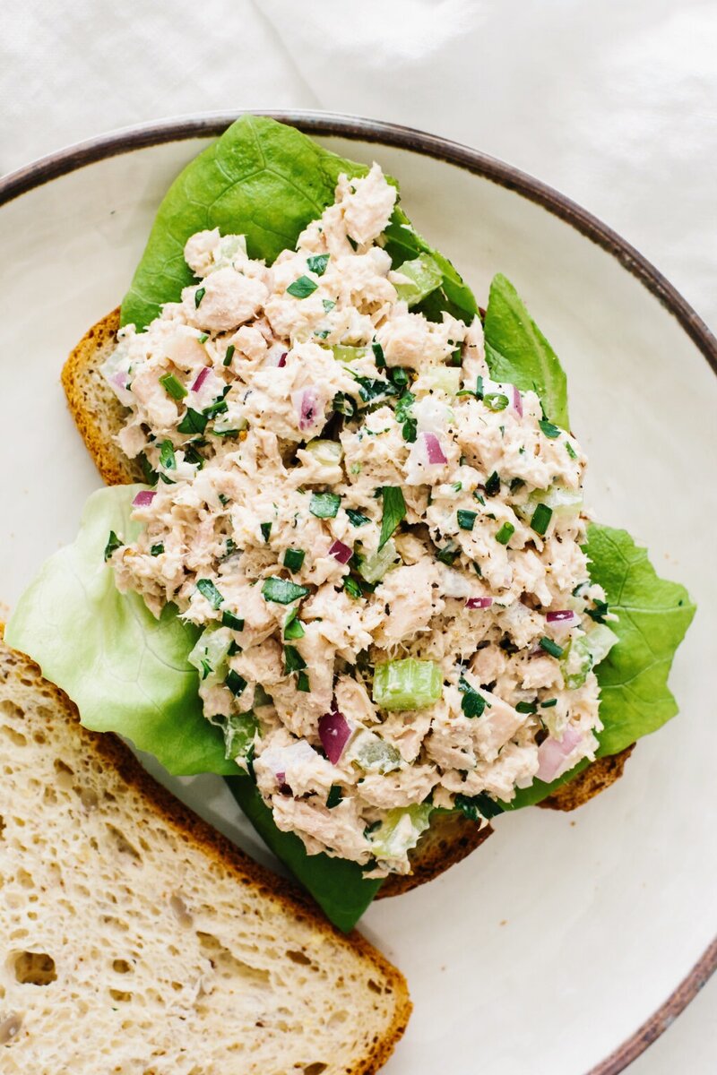 Классический салат из тунца