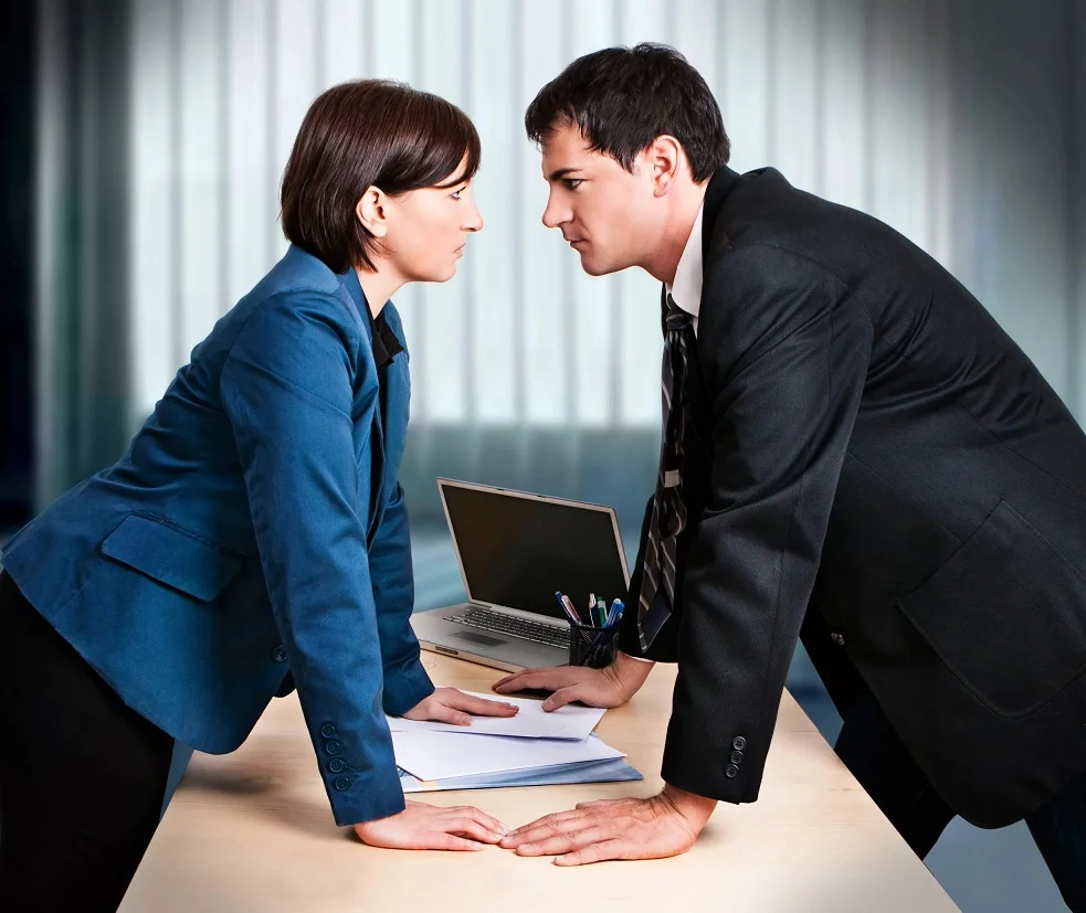 мужчина и женщина кто  сильнее