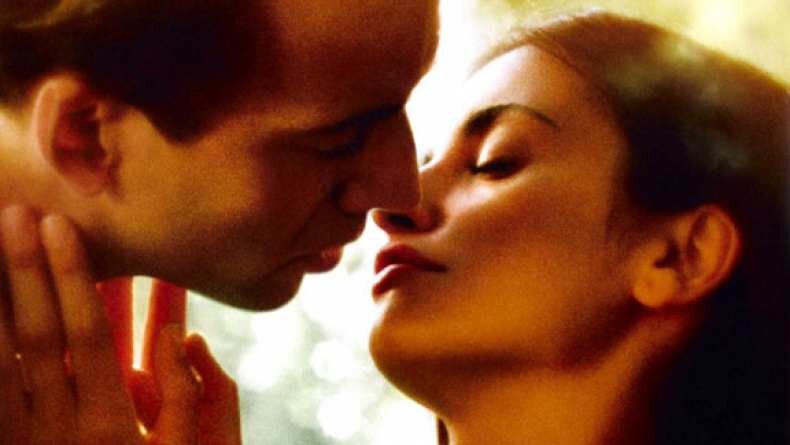 Кадр из фильма "Выбор капитана Корелли", взято с Яндекс.картинки