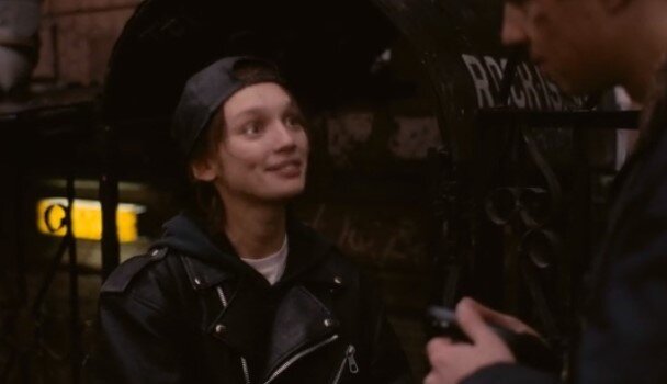 Данила знакомится с Кэт