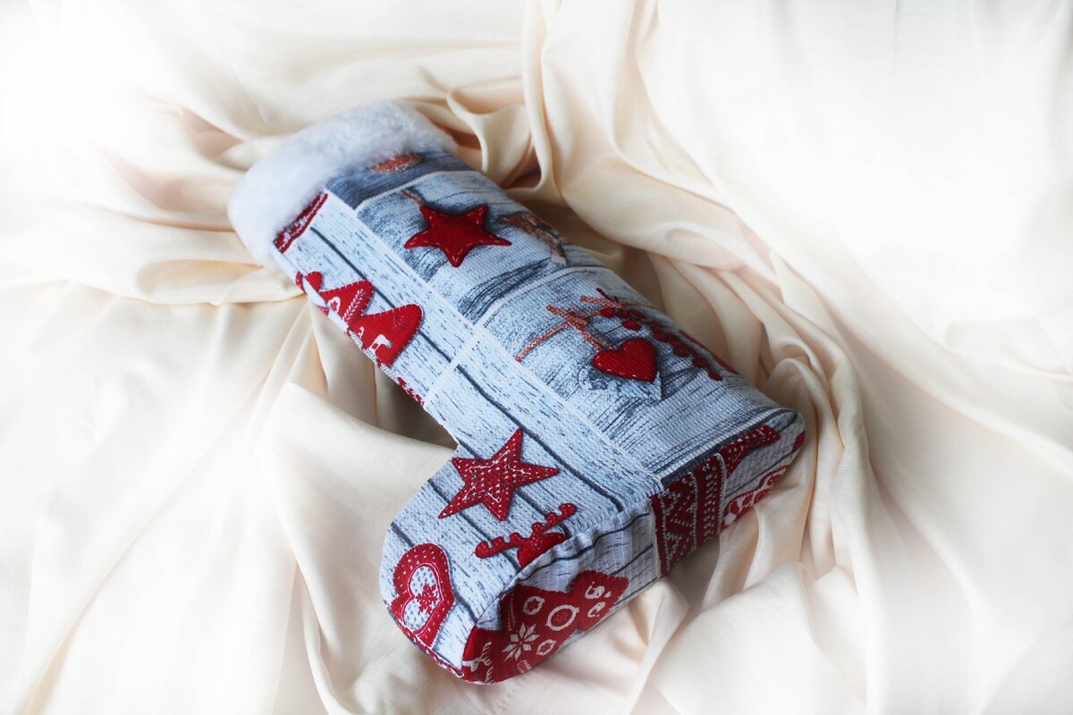 Вот такой валенок красивый получился!