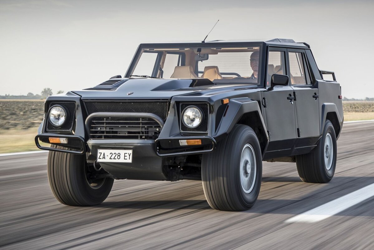 Lamborghini джип lm002 салон
