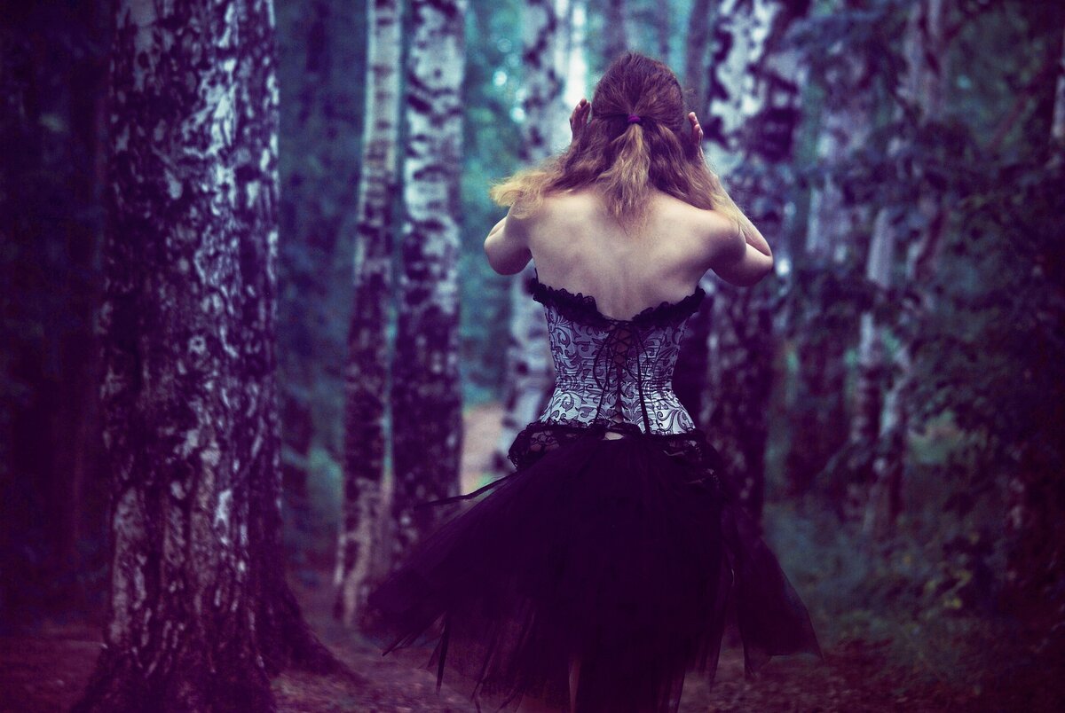 Девушка не хочет слышать...