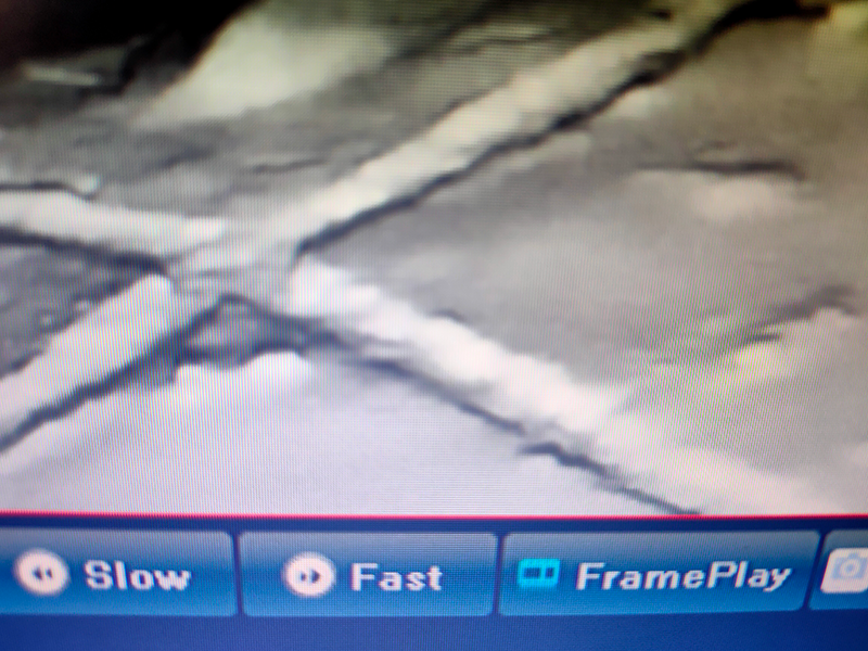 Это снимок с другой, доработанной камеры в тот же сильный снегопад