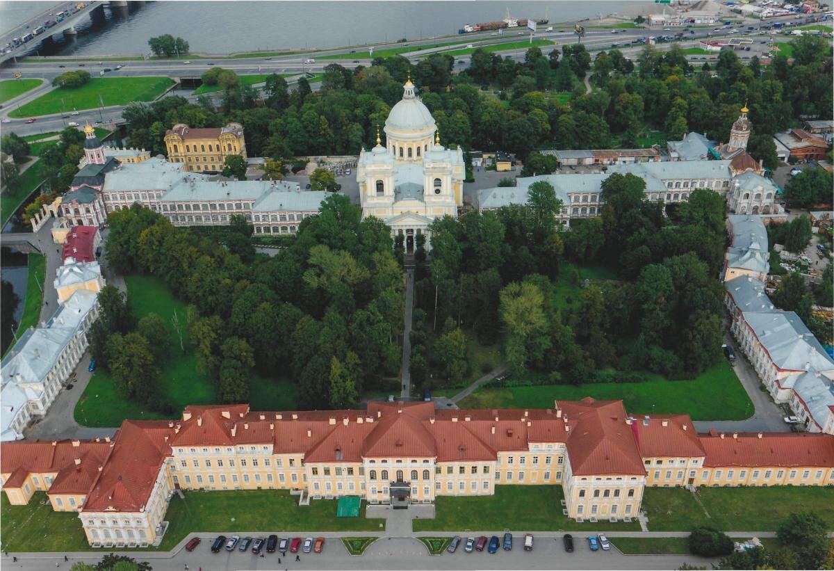 Монастырь в честь Александра Невского