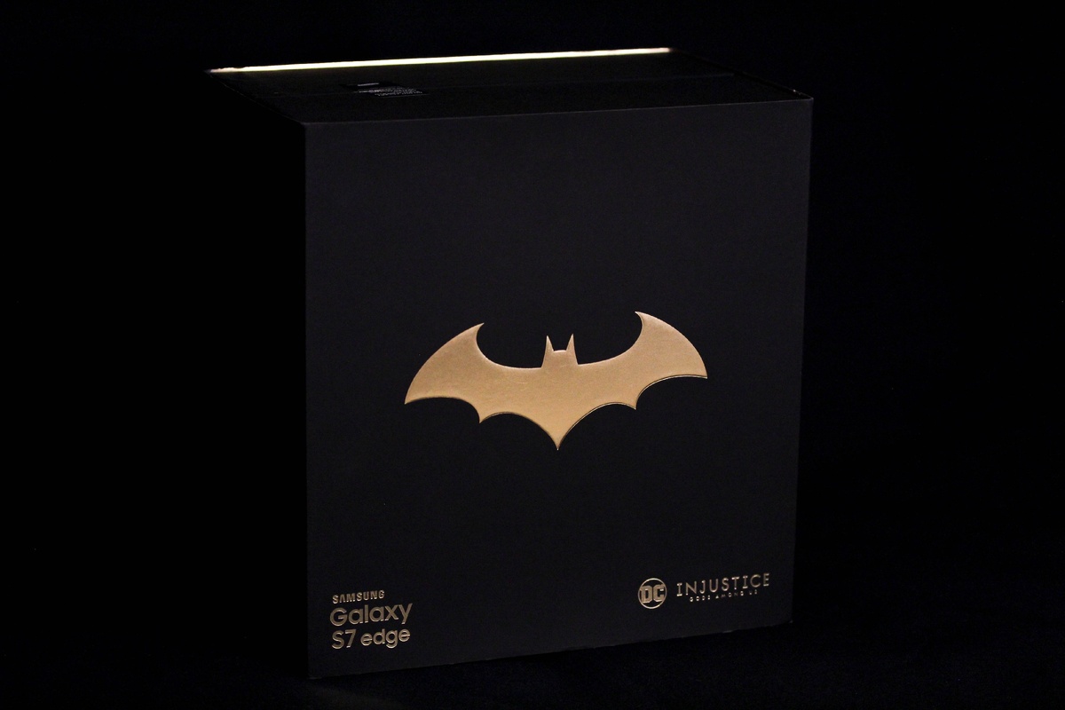 SAMSUNG GALAXY S7Edge BATMAN INJUSTICE LIMITED EDITION