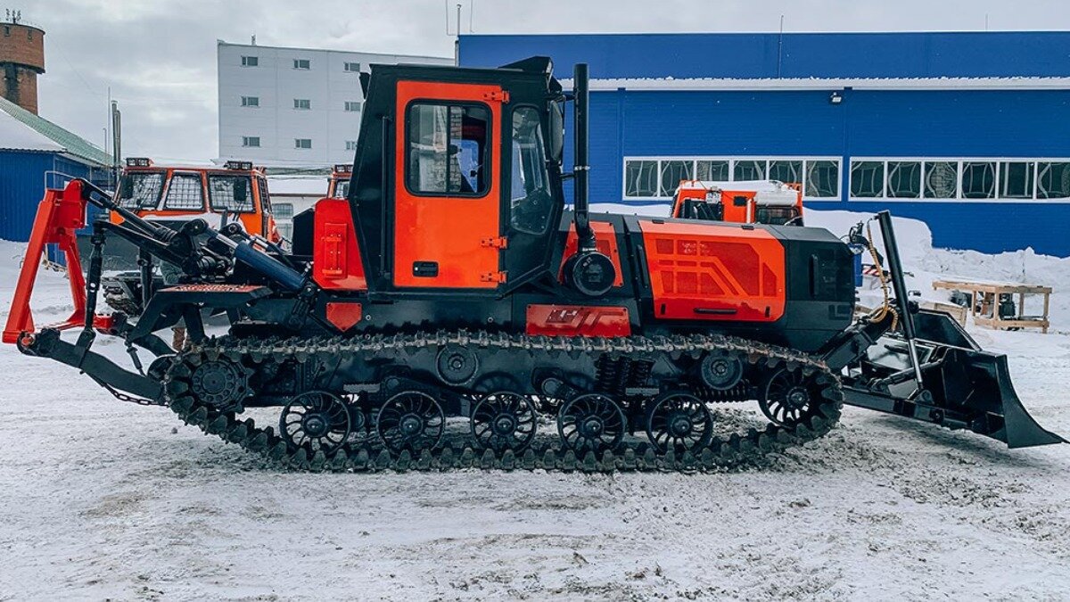 Трактор гусеничный ТЛС-5 «Барнаулец» производства Алтайлесмаш. Фото: Официальный сайт Алтайлесмаш