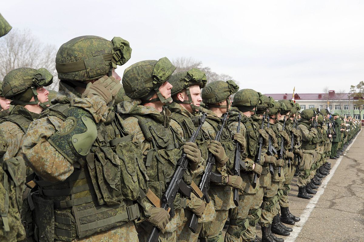 В какие войска возьмут. Военный в строю. ВВО. Солдат 2021. Армия 2021 подготовка.