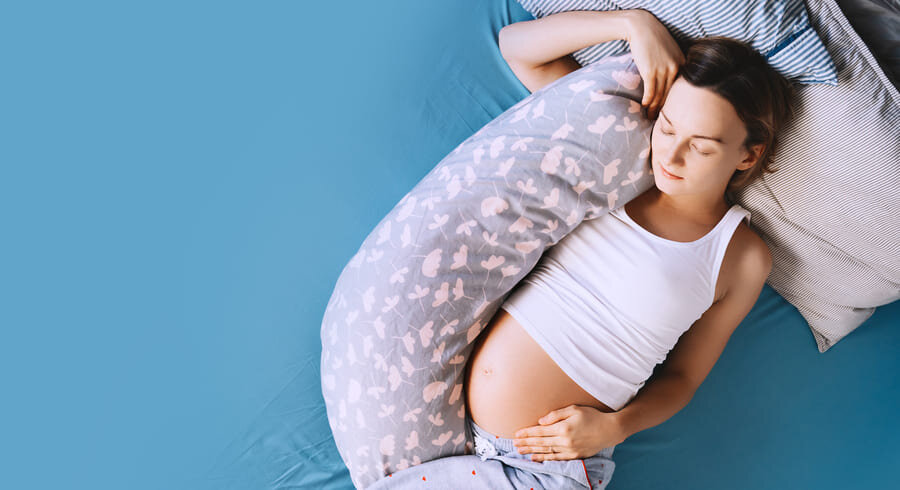 Позы сна для беременных. Беременная спит. К чему снится беременный живот девушке. К чему снится видеть себя беременной с большим животом. К чему снится беременный живот девушке.