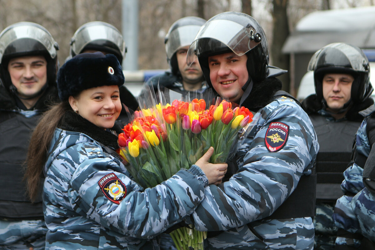 Полицейские на первом месте в стоп – листе. Почему женщине не рассматривают силовиков в качестве мужей