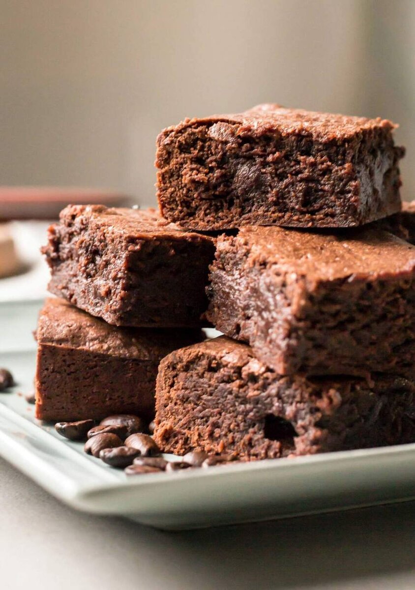 Простые шоколадные пирожные