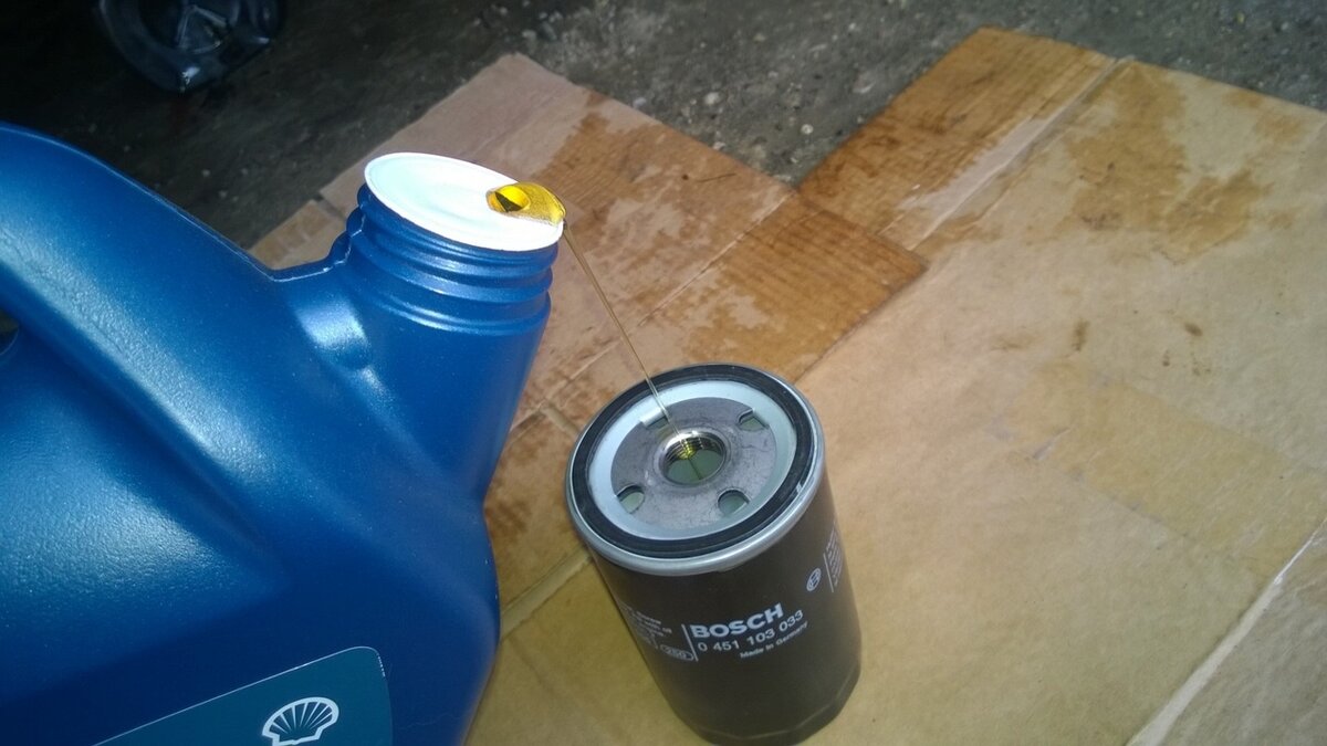     масло Фото: guides-auto.ru