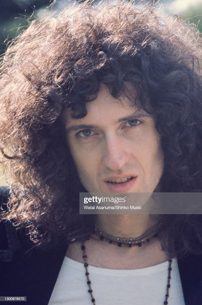 https://www.gettyimages.co.nz/detail/news-photo/queen-at-ridge-farm-studio-during-the-recording-of-their-news-photo/1300978570748