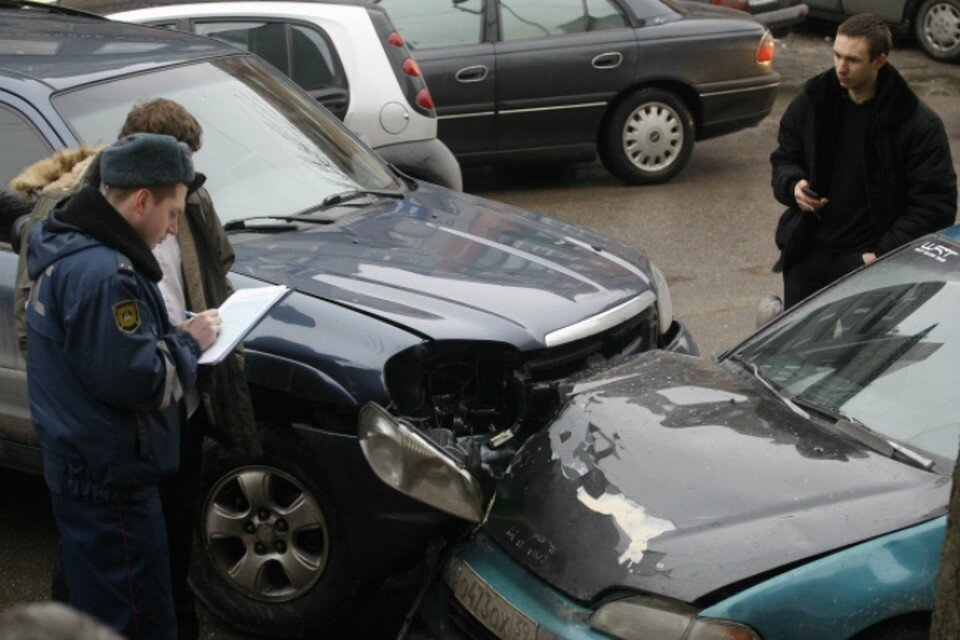     Всего ОПГ подстроила 14 аварий Виктор ГУСЕЙНОВ