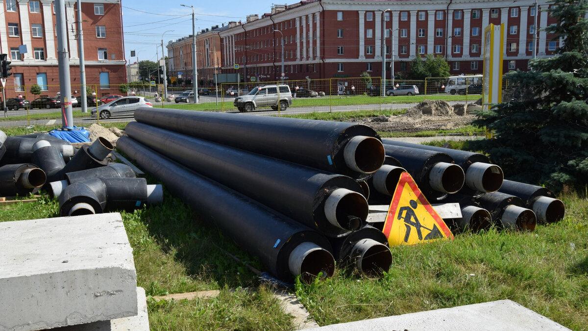     Ограничения по движения транспорта около ж/д вокзала будут сняты в ближайшее время, заявил во время планерки в мэрии главный инженер АО «ПКС — Тепловые сети» Антон Сергеев.