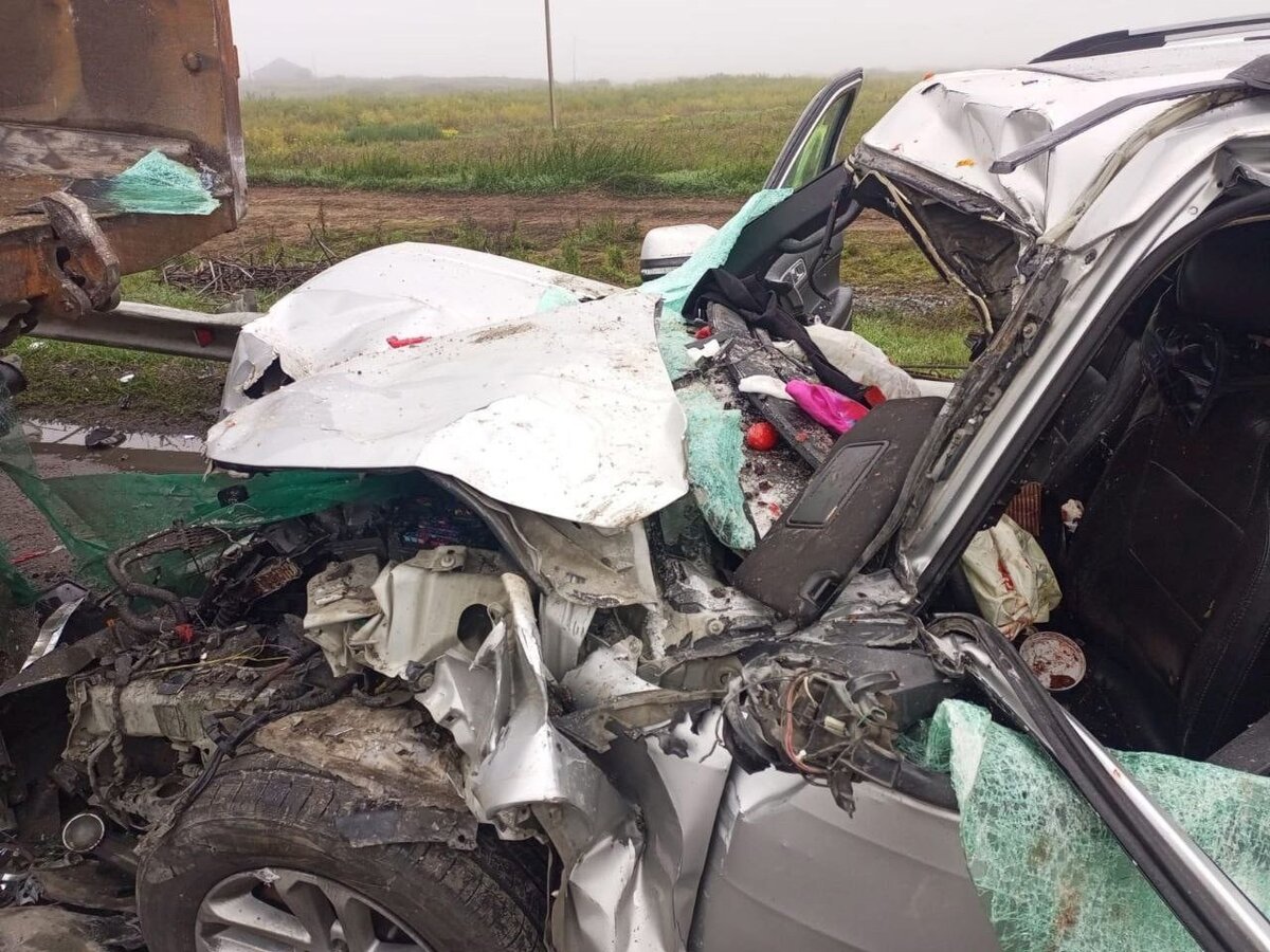    Семья педагога из Югры попала в страшное ДТП в Курганской области