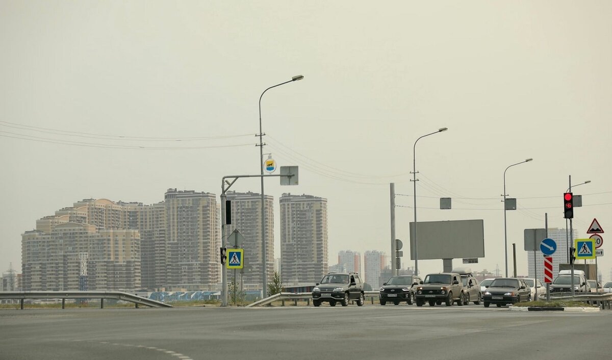    Жители Сургута жалуются на запах гари