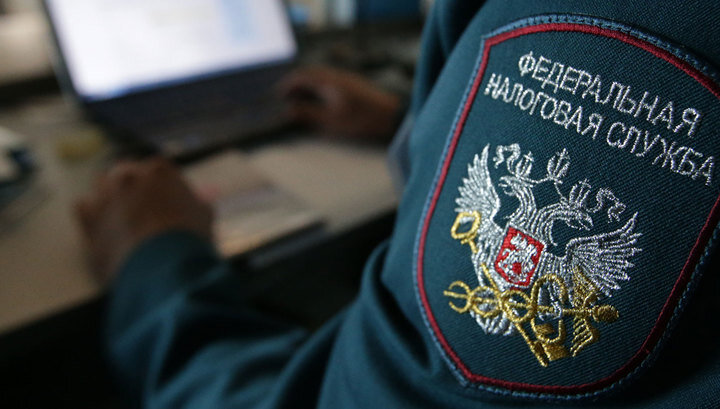 Реформа контрольно-надзорной деятельности привела к сокращению числа проверок для бизнеса, однако штрафовать предпринимателей при этом стали чаще. Такие данные были обнародованы на всероссийском совещании уполномоченных по защите бизнеса, которое проходит в Москве, пишут "Ведомости".