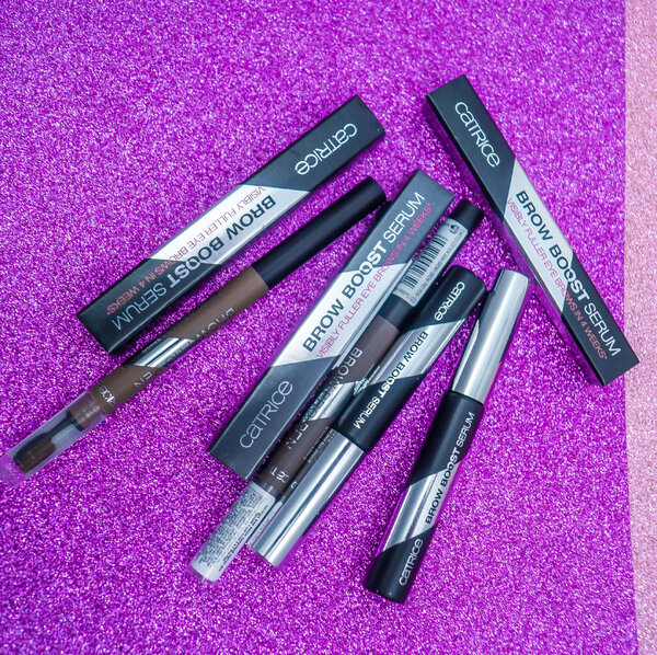 Средства для бровей Catrice