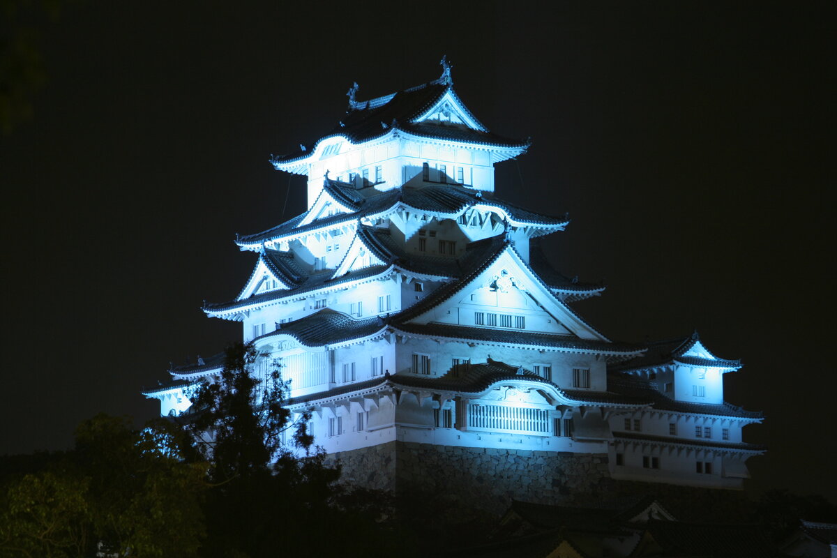 замок химэдзи япония